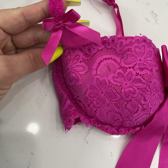 LaSenza satin bow bra - Picture 3 of 7